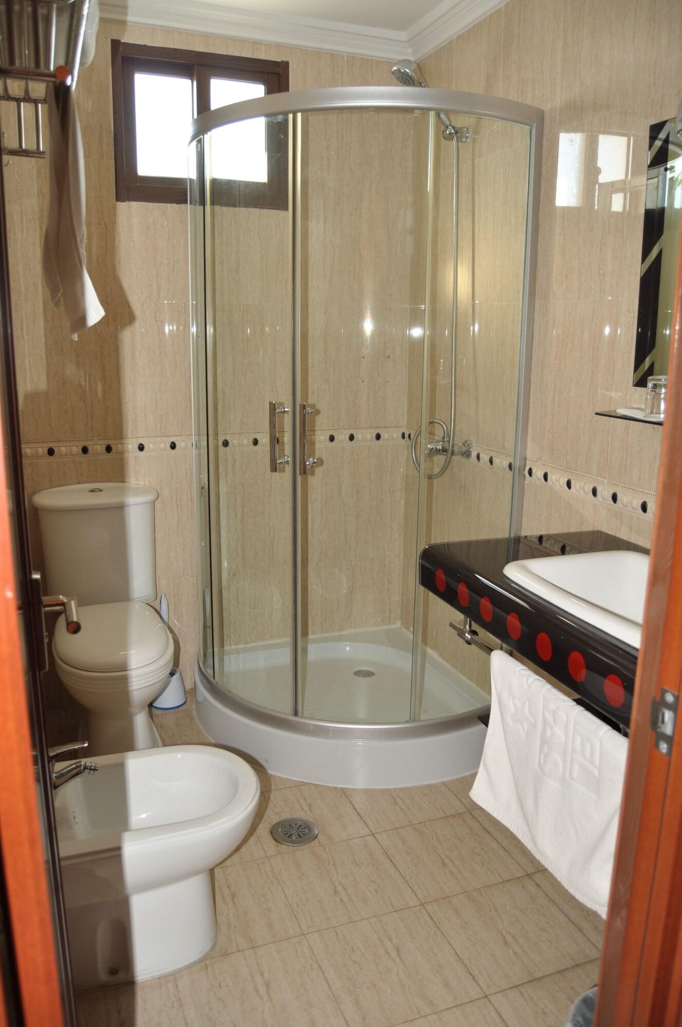 Hotel Atenas Tétouan Zewnętrze zdjęcie